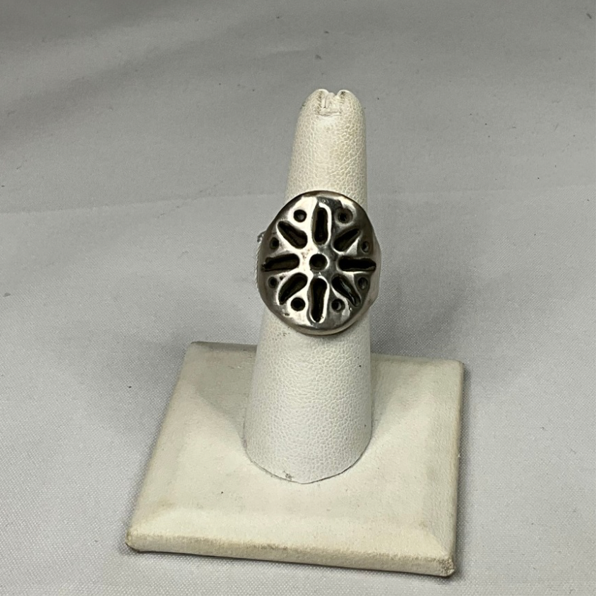 T-Shirt Sun Sterling Silver Ring by Angelica Cammarota