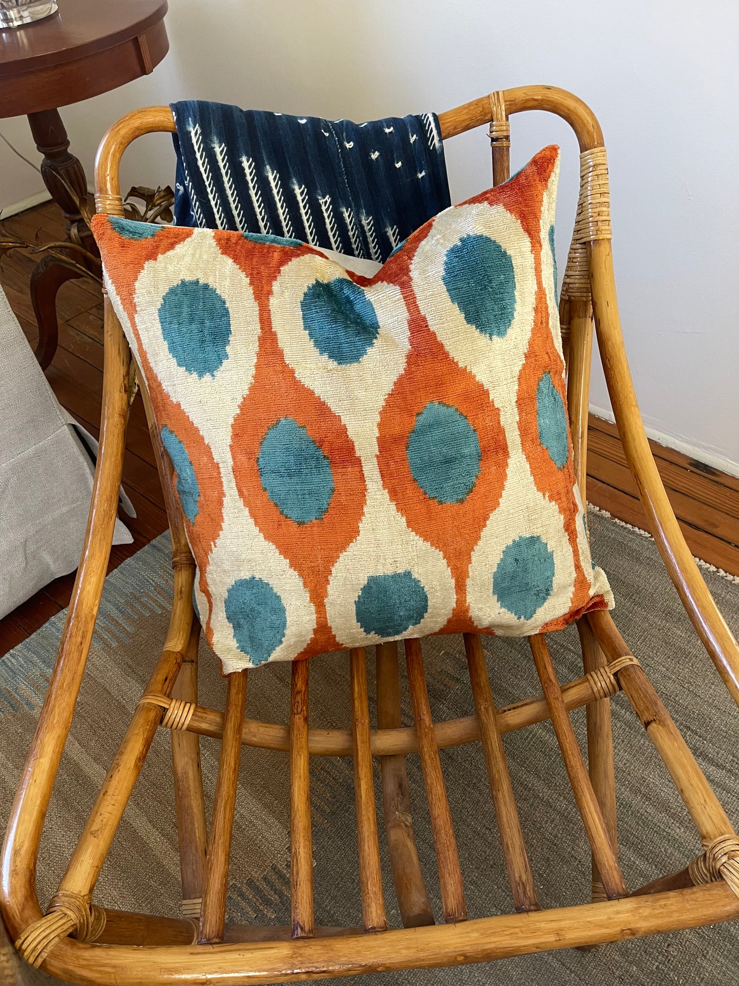 Turkish Silk Velvet Orange and Turquoise Pillow (Set of 2)