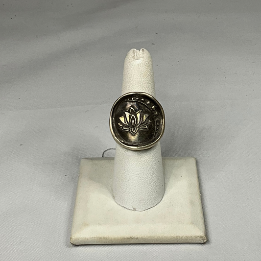 Round Lotus - Sterling Silver Ring by Angelica Cammarota