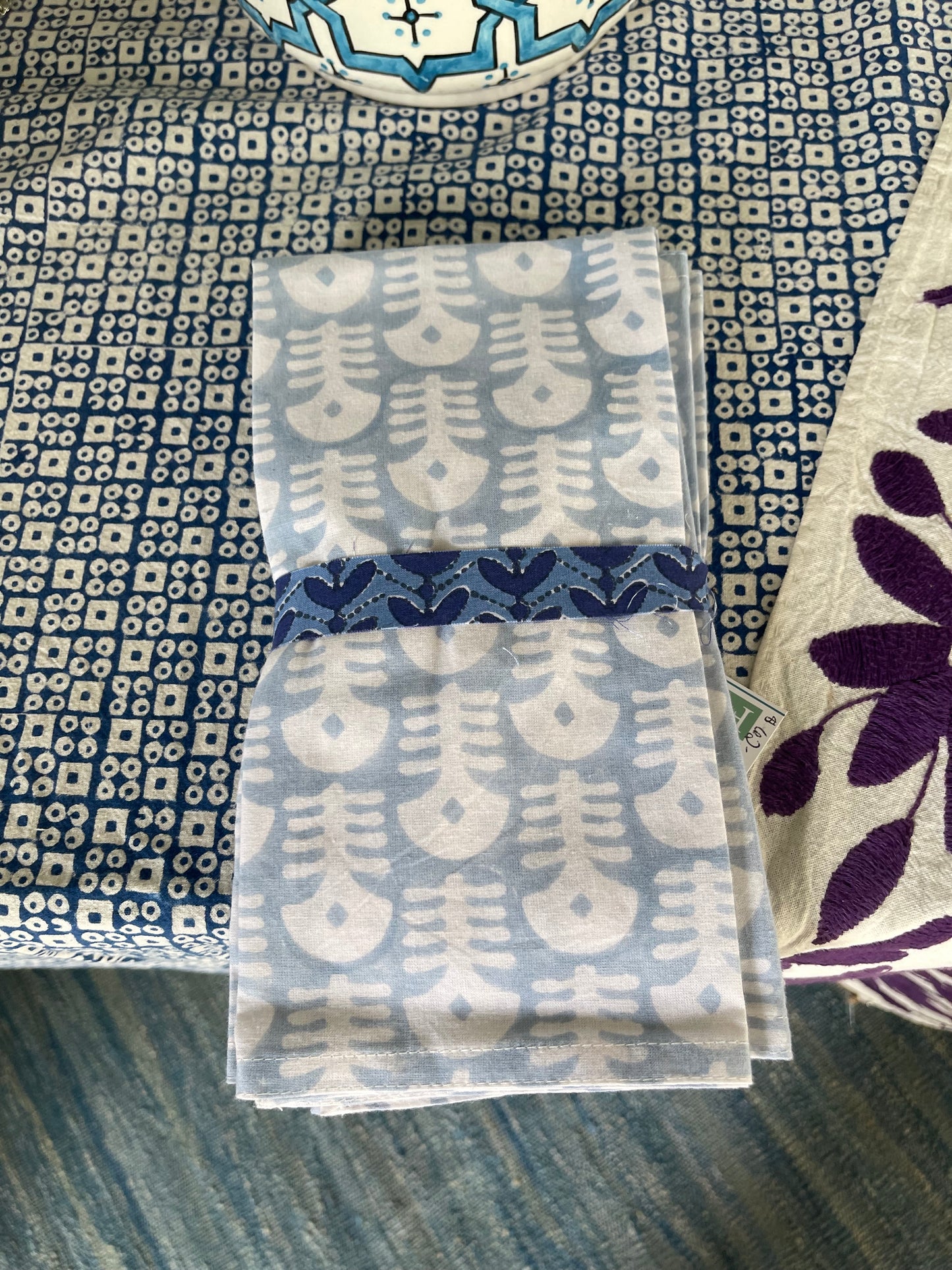 Light Blue and White Napkins (Set of 4)