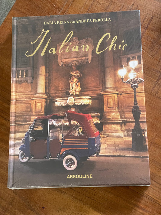 Italian Chic Coffee Table Book