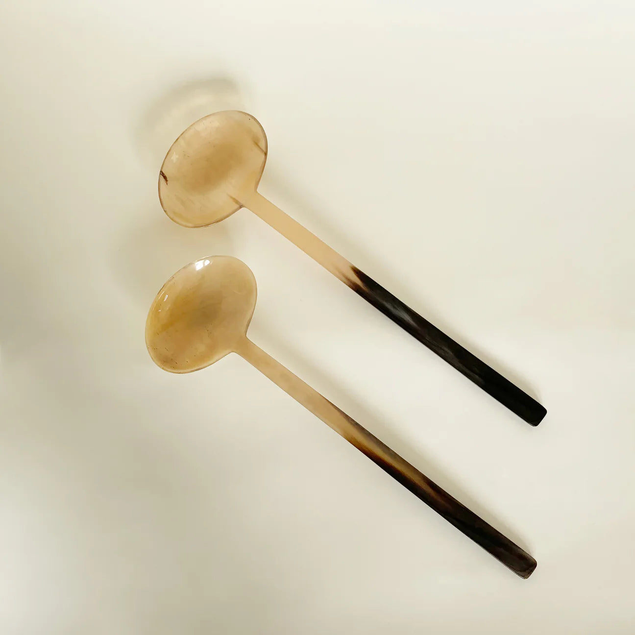 Horn Servers 11" - Set of 2